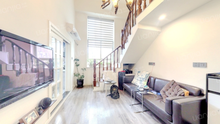 米兰小筑二手房实景图