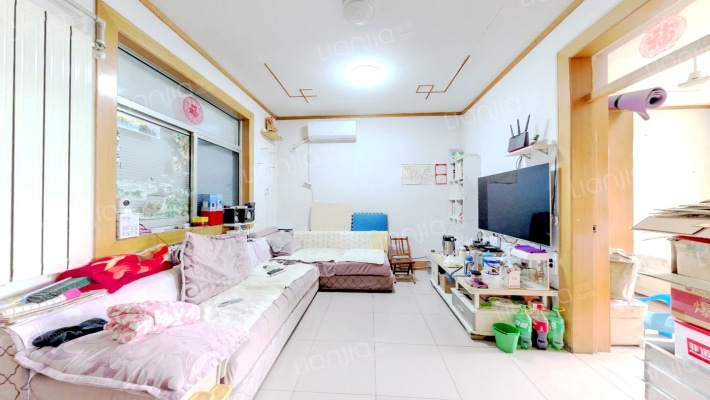 现代社区二手房实景图