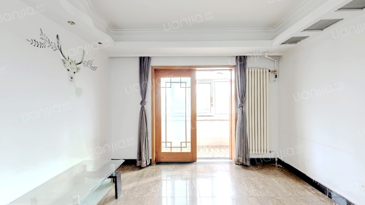 艺苑东街二手房实景图