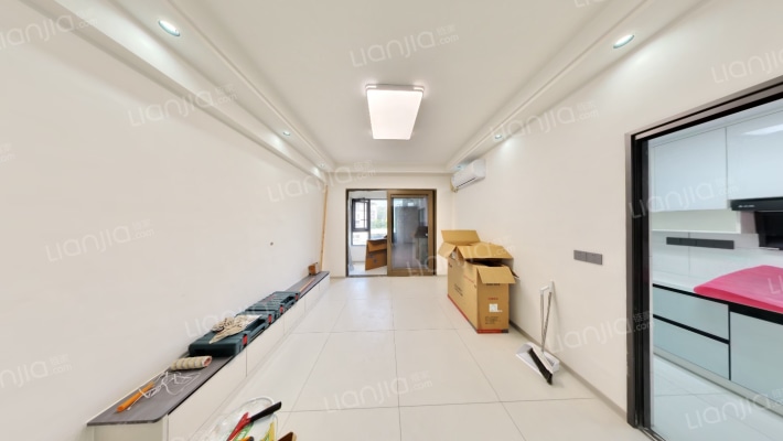 爱普新鸿府二手房实景图