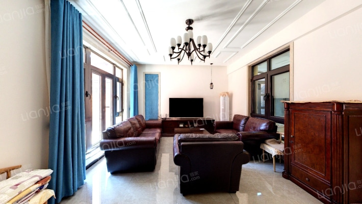 孔雀城六期叠翠园二手房实景图