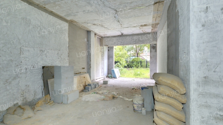 新郑碧桂园2号院二手房实景图