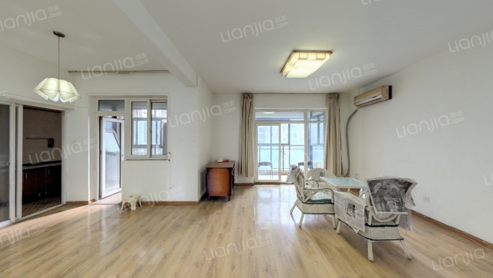 神仙树馨苑二手房实景图