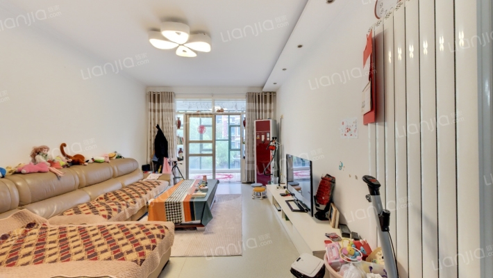 亚星盛世广场二手房实景图