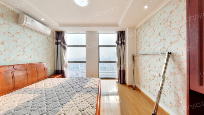 万联公馆二手房实景图