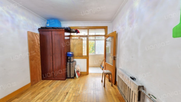 电站阀门厂宿舍二手房实景图