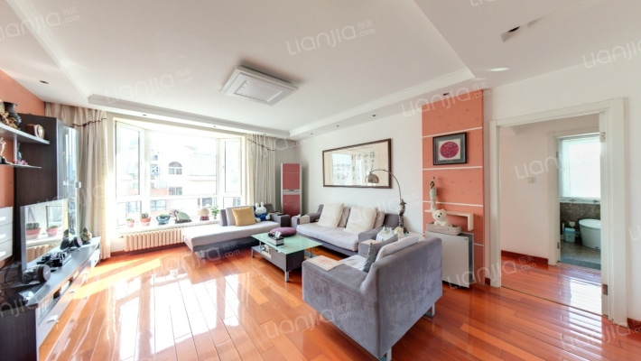 盈峰翠邸二手房实景图