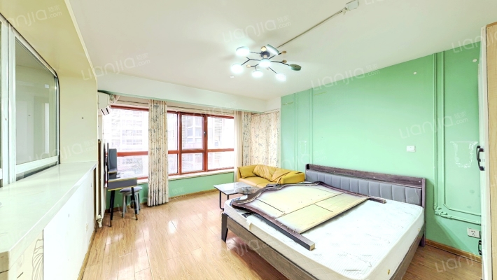 诚基中心二期二手房实景图