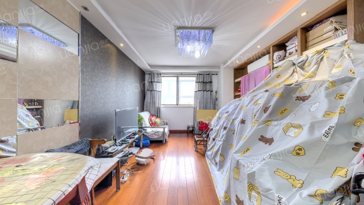 菊泉新城(陆翔路678弄)二手房实景图