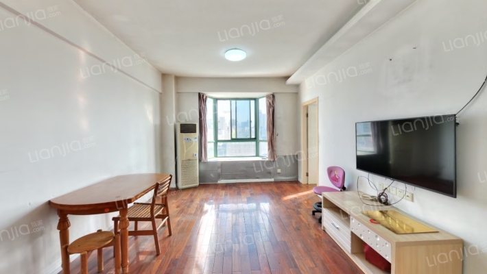 名湖豪门二手房实景图