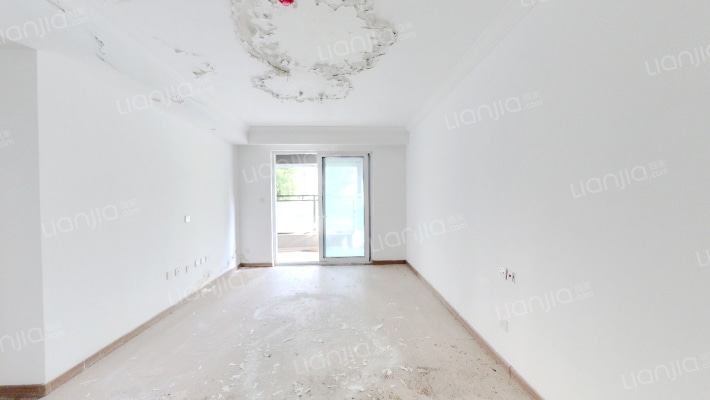 和熙湾花苑二手房实景图