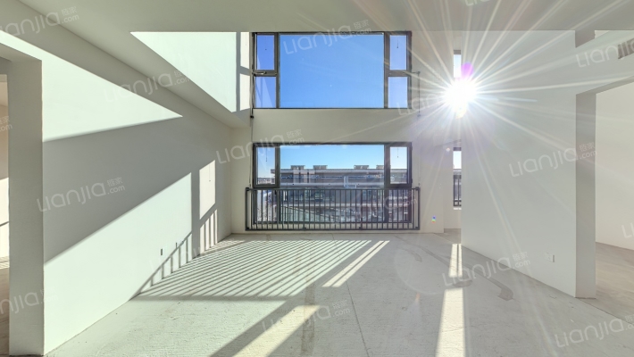 想云湾逸天轩二手房实景图