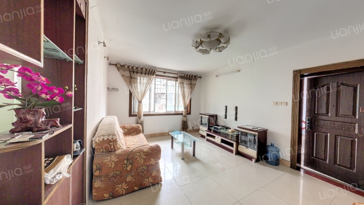 新景花園二手房实景图