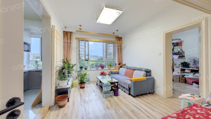 山河滨海花园二手房实景图