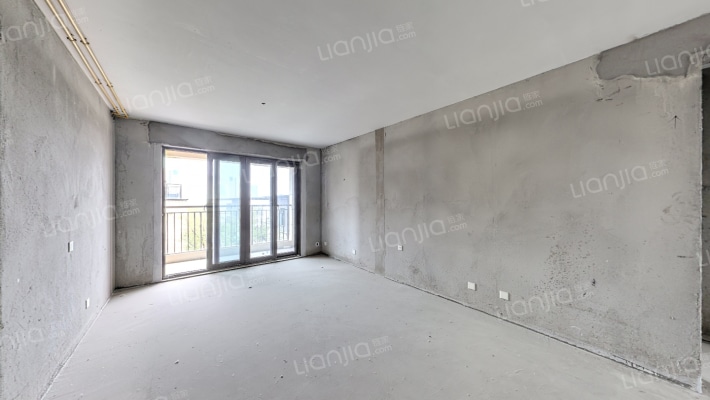 俊海苑二手房实景图