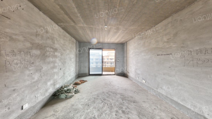 嘉雨兴园二手房实景图