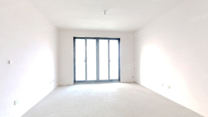 溪畔院二手房实景图