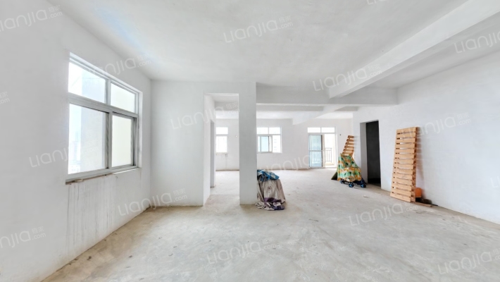 新兰雅苑二手房实景图