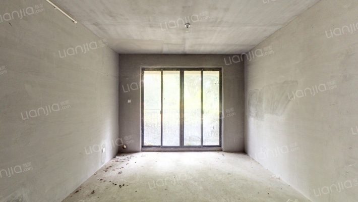 梁南苑B区二手房实景图