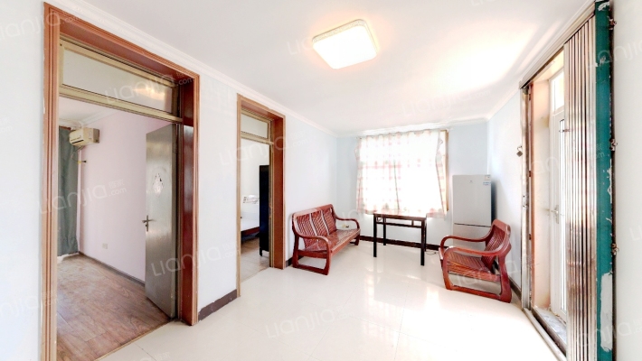 迪迈达小区二手房实景图