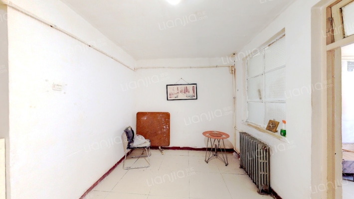 石铁运校宿舍二手房实景图