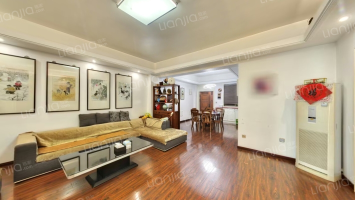 万康财富广场二手房实景图