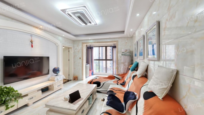 绿地新都会二手房实景图