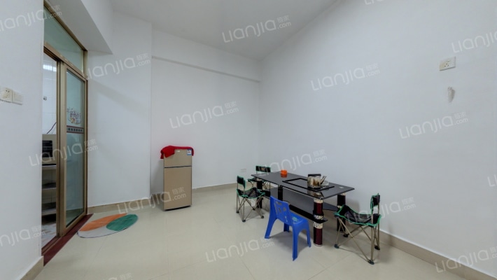 爵士公寓二手房实景图