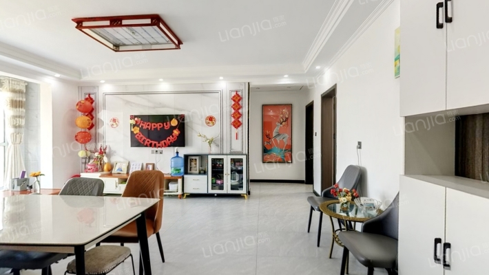 龙腾国际小区二手房实景图