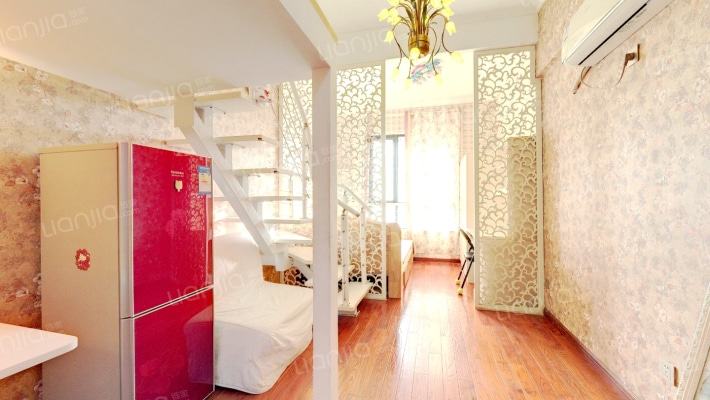 新城市广场摩尔特区二手房实景图