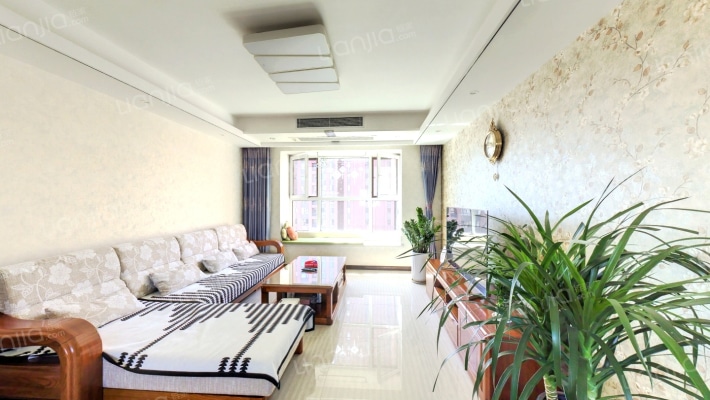 万科紫台二手房实景图