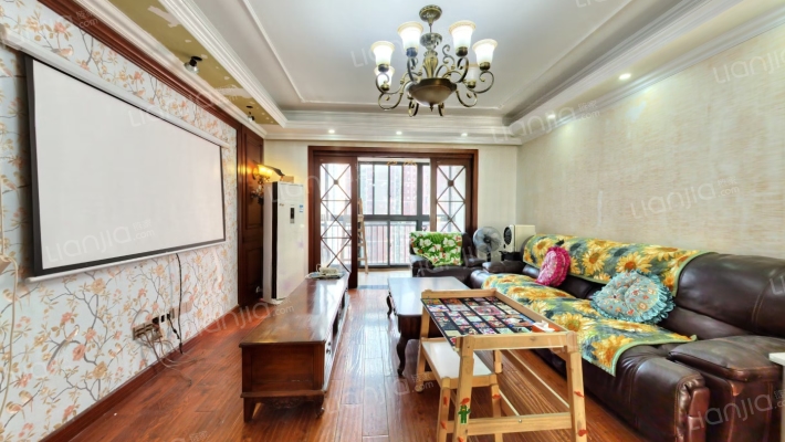 欢乐星城二手房实景图