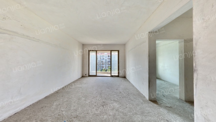 大岗翡翠蓝湾东区二手房实景图