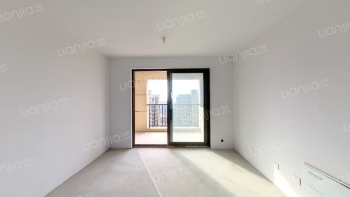 银海公馆二手房实景图