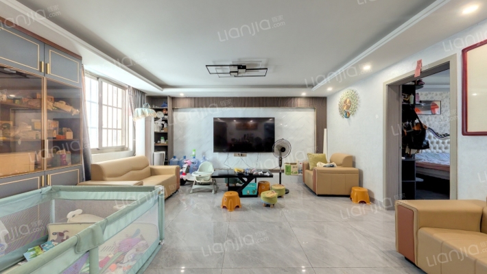 华秀大厦二手房实景图