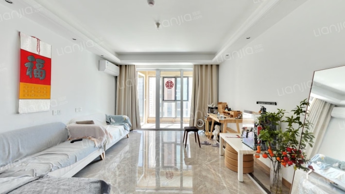 世茂璀璨天城二手房实景图