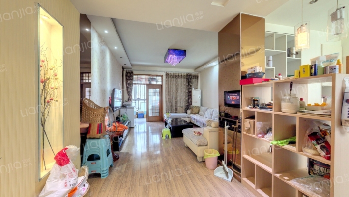 鸿运星城二手房实景图