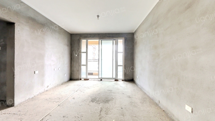 万山绿都二手房实景图