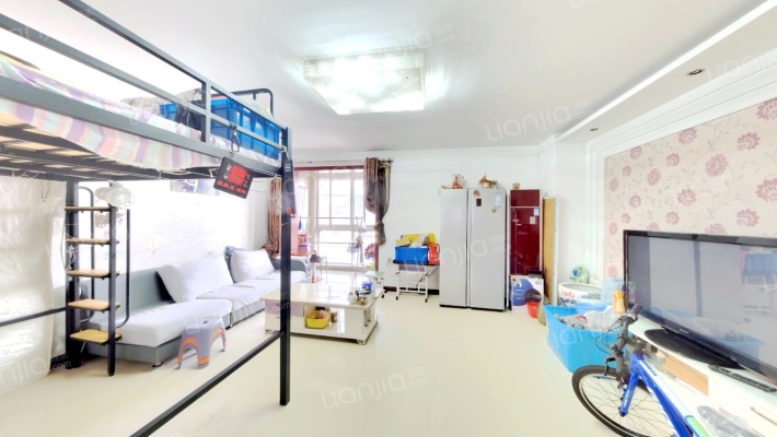 河畔楼二手房实景图