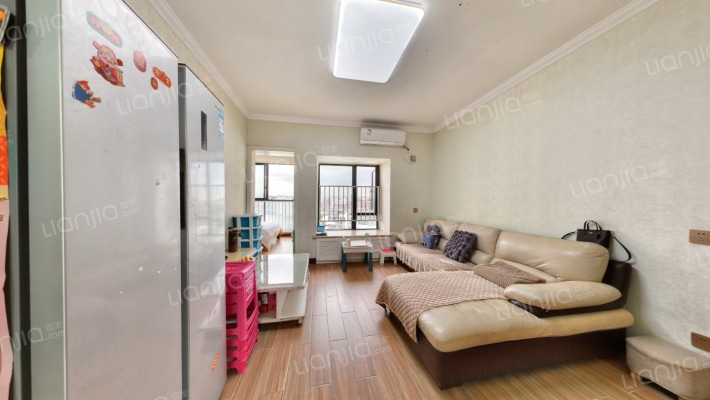 正基城市主场二手房实景图