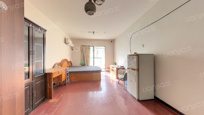 海佳名邸二手房实景图