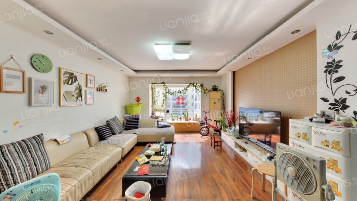 三重星都心二手房实景图