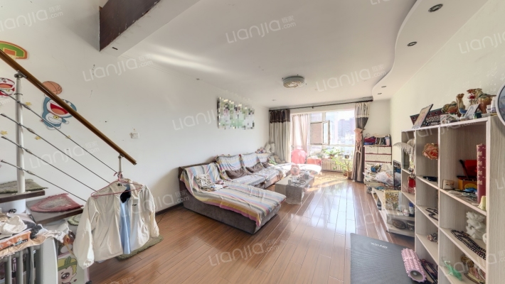 民政小区二手房实景图