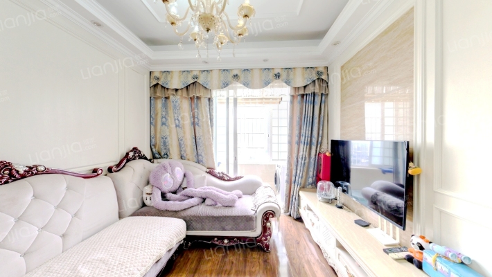 龙光普罗旺斯拉菲二手房实景图