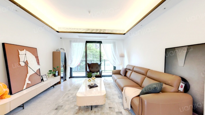 龙光天宸二手房实景图