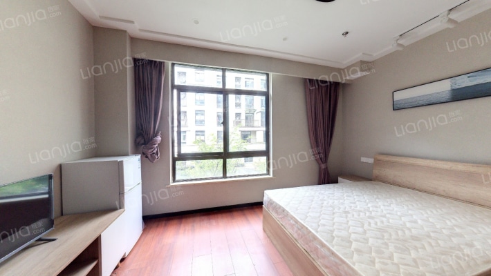 复泰雅宸华庭二手房实景图