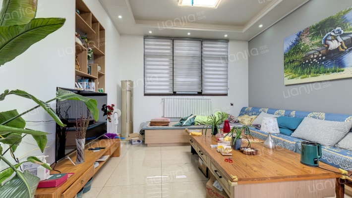 淳大香槟年华二手房实景图