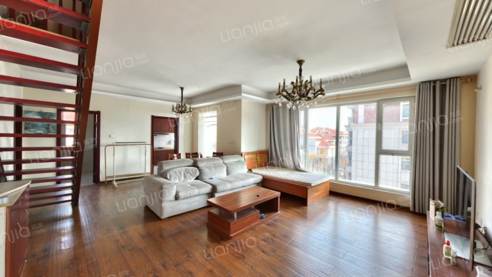 听海蓝珊二手房实景图