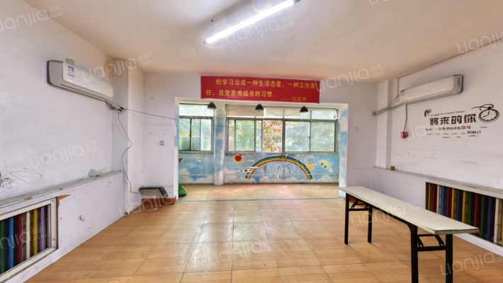 雅荷花园二手房实景图