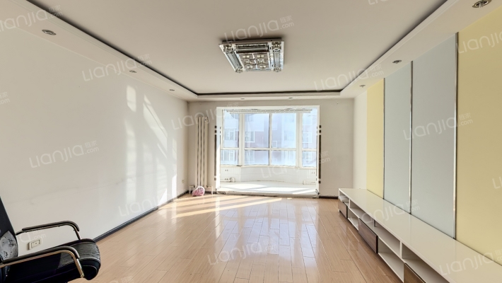 七模职工小区二手房实景图